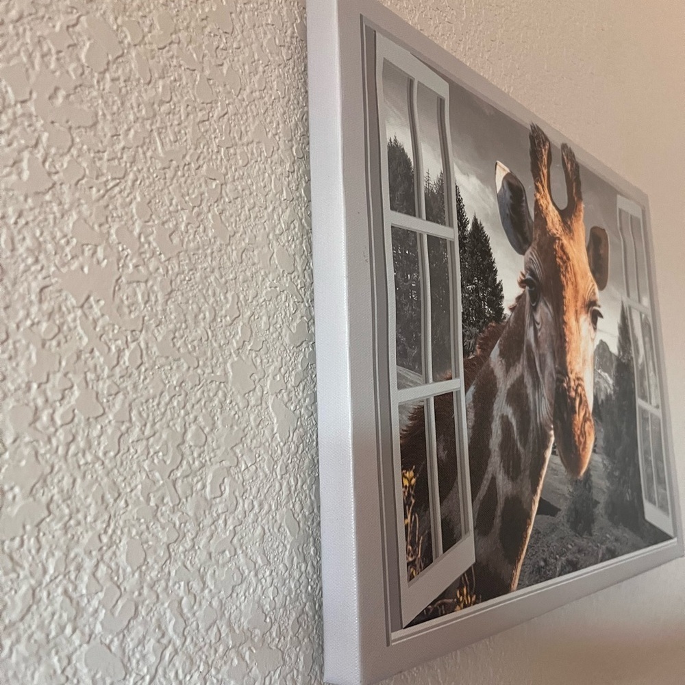 Giraffe Wall Art Canvas Print - Picture 2 of 4